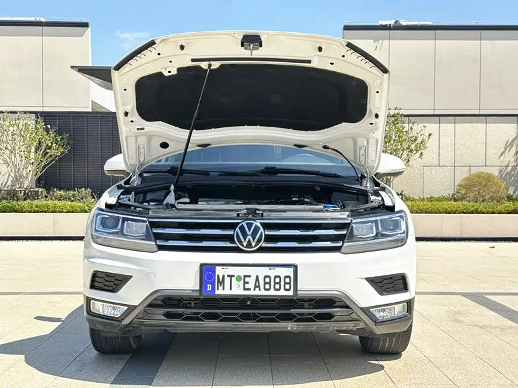 Volkswagen Tiguan L — миниатюра 19