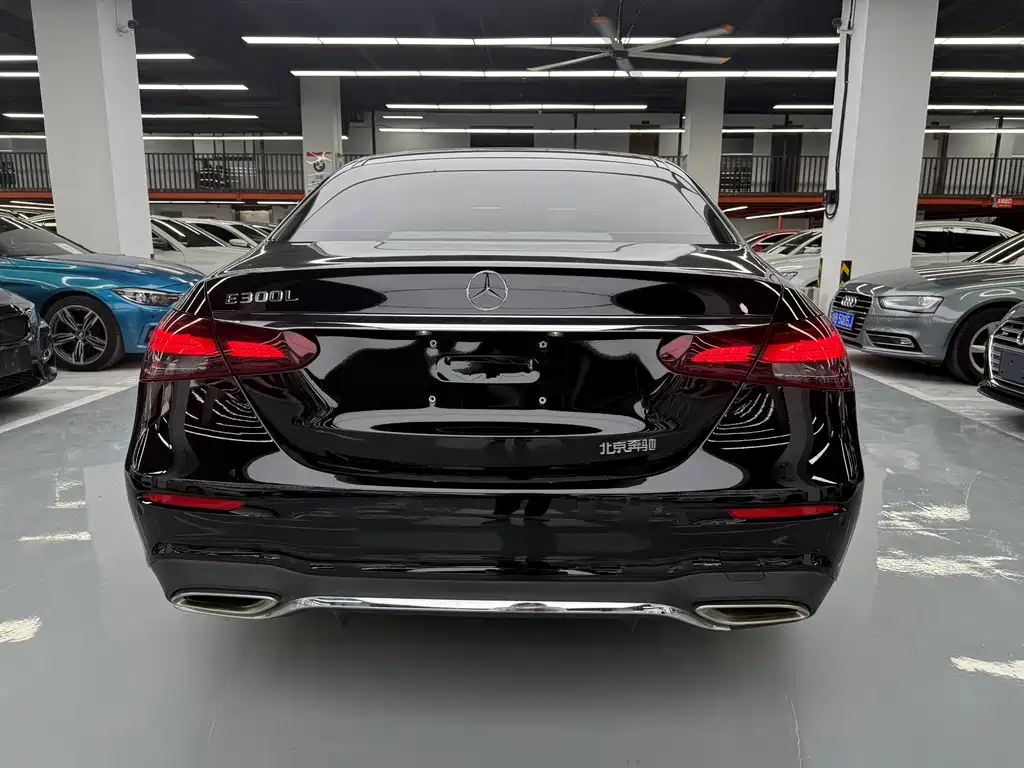 Mercedes-Benz E-Class — миниатюра 24