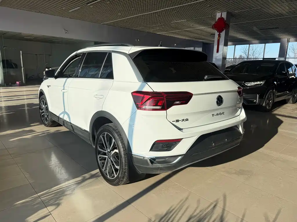 VOLKSWAGEN T ROC EXPLORING SONGS