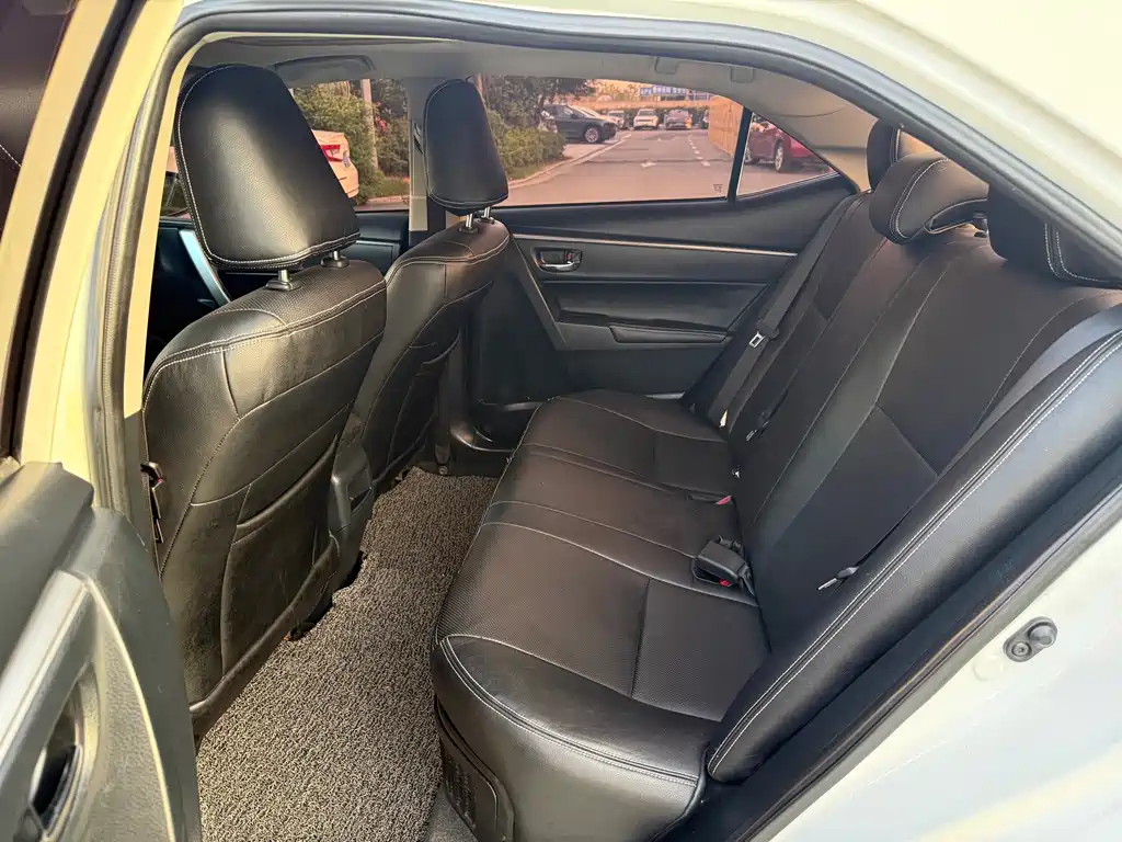 Toyota Corolla — миниатюра 8