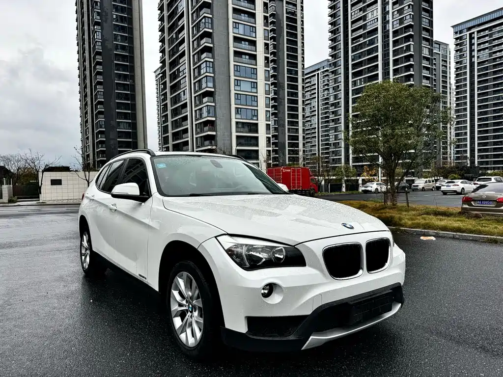 BMW X1 2013 sDrive18i Fashion