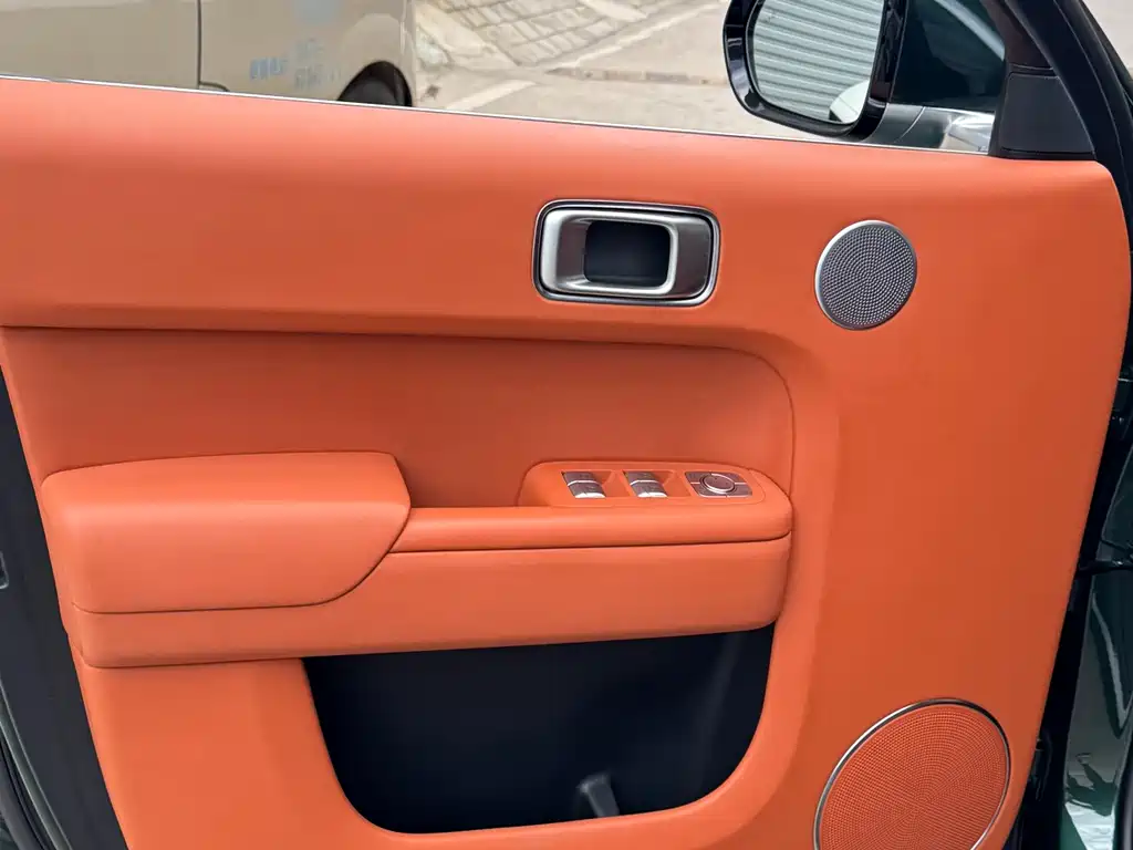 Li Auto Li L8 — миниатюра 3