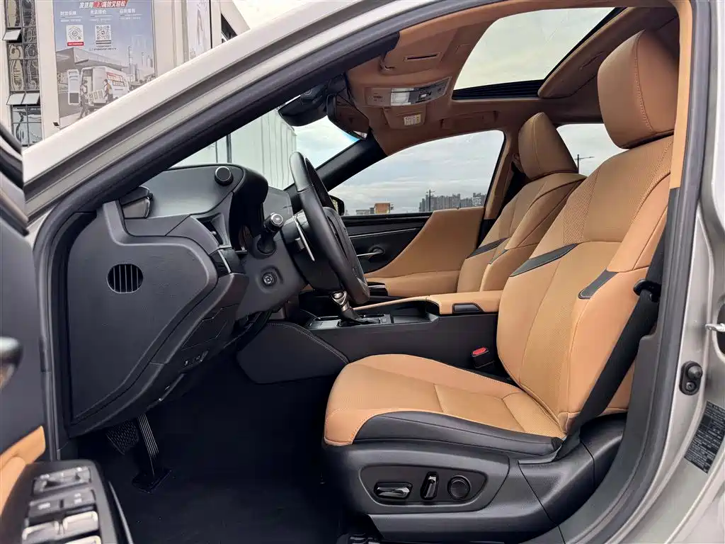 Lexus ES — миниатюра 4