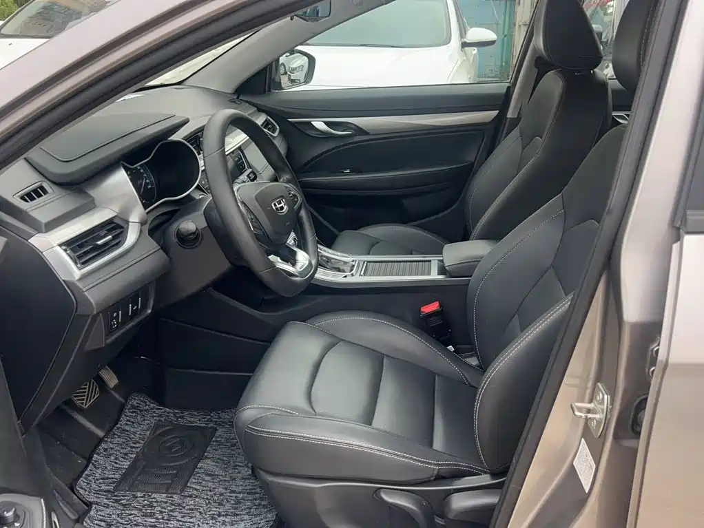 Geely Emgrand — миниатюра 4