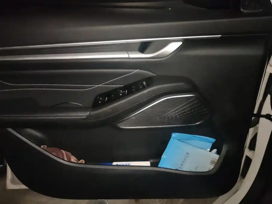 Geely Emgrand — миниатюра 7