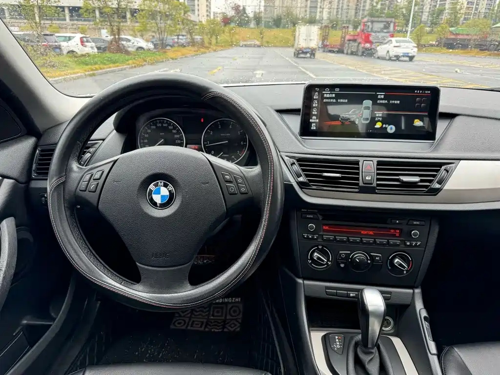 BMW X1 2013 sDrive18i Fashion