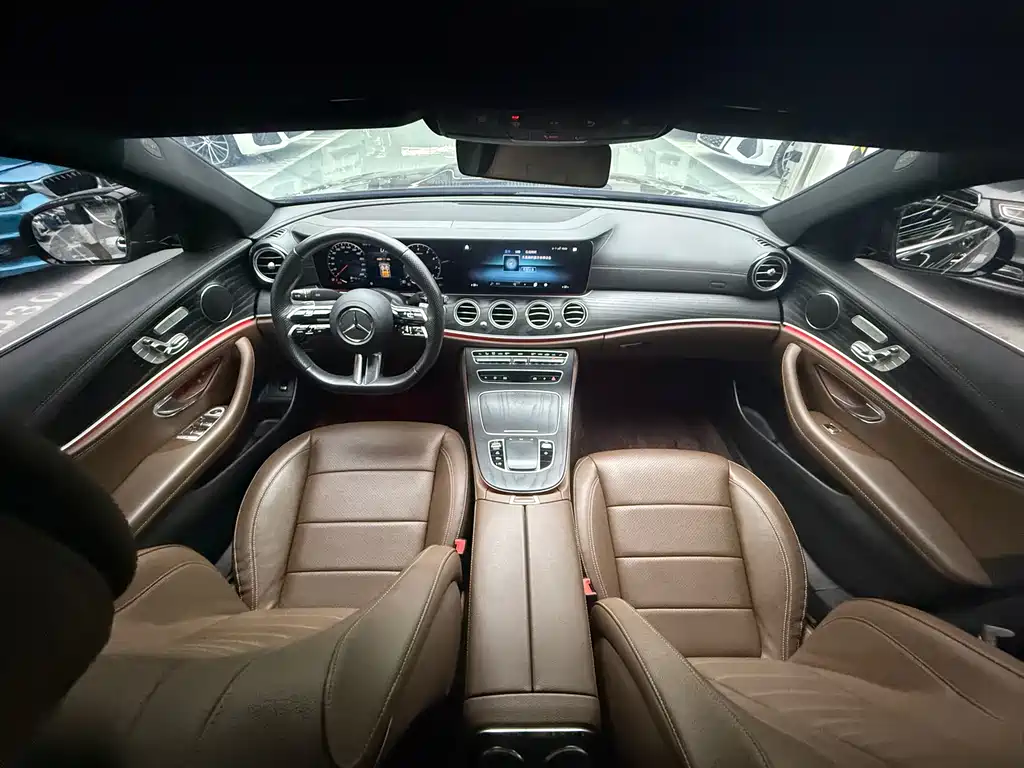 Mercedes-Benz E-Class — миниатюра 9