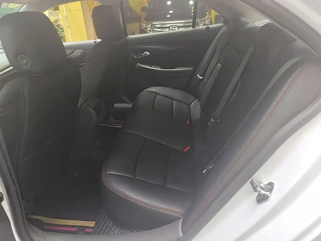 Chevrolet Malibu — миниатюра 17