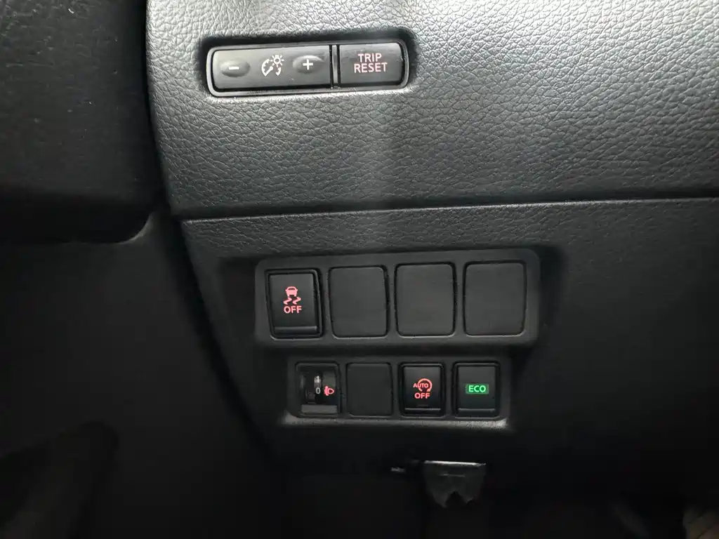 Nissan X-Trail — миниатюра 16