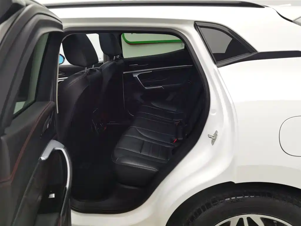 WEI PAI WEI BRAND VV5