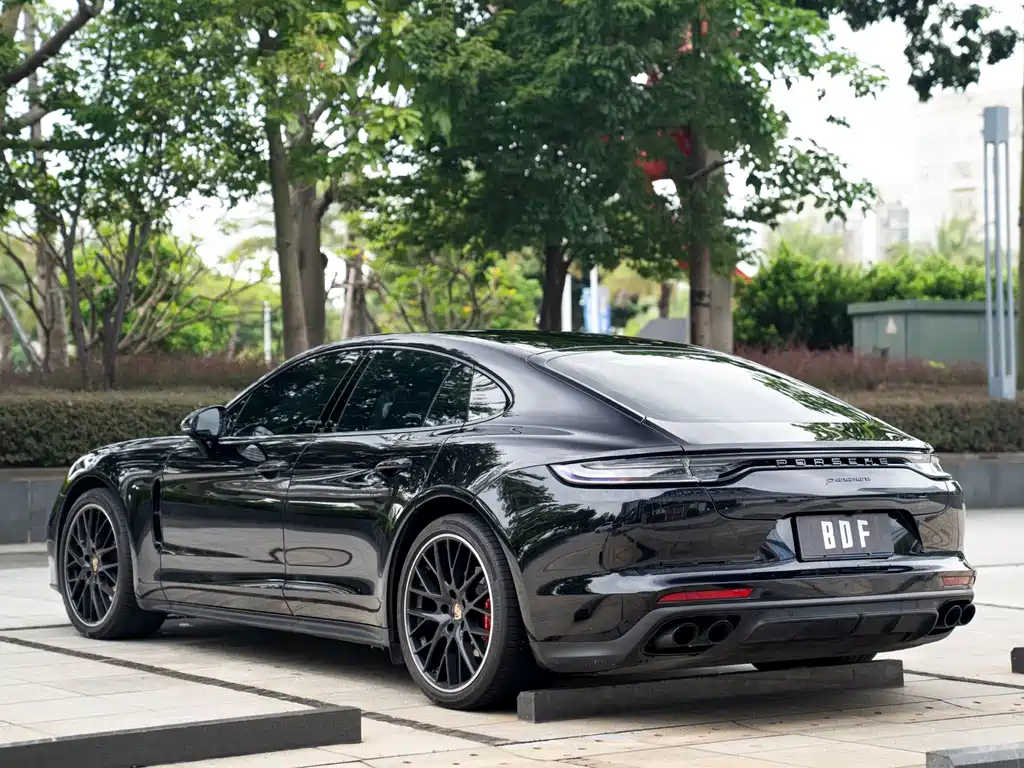 Porsche Panamera — миниатюра 6