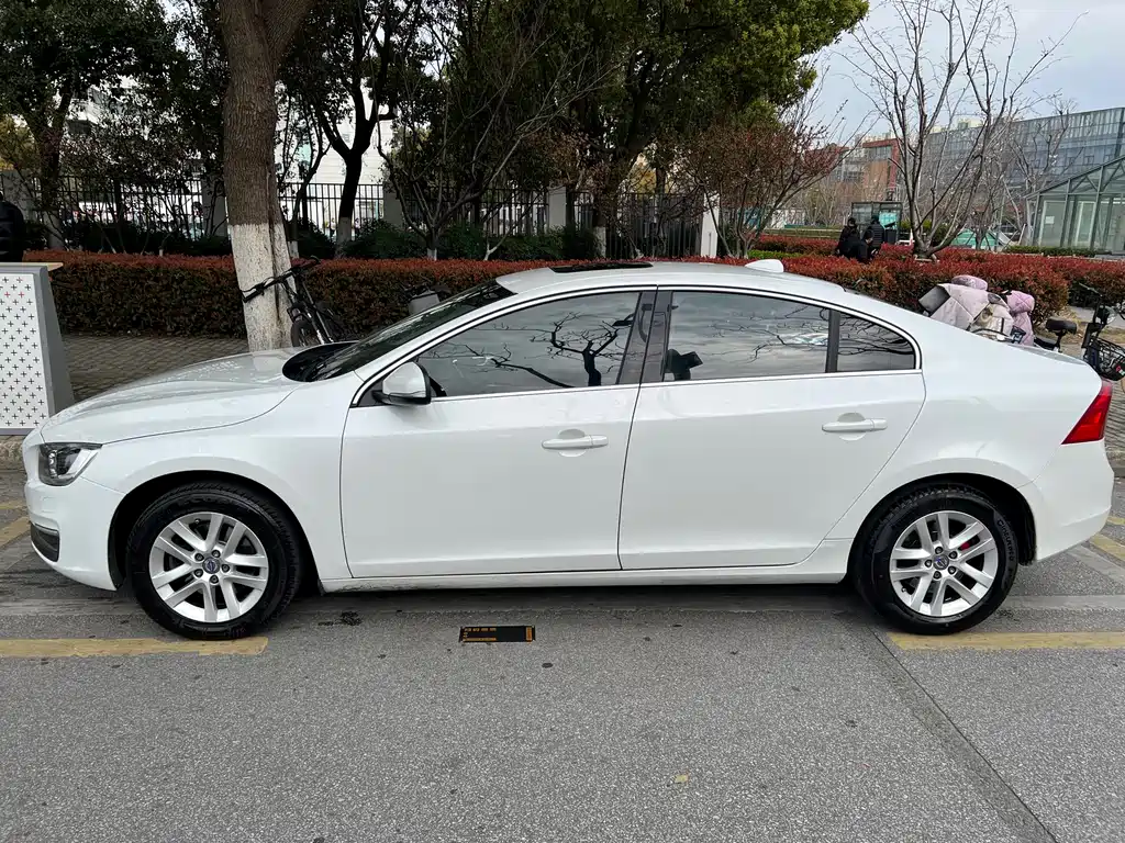 Volvo S60 2016 S60L T3