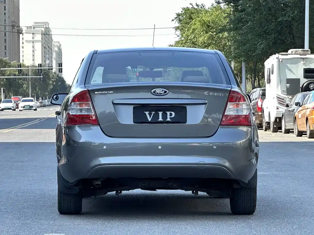 Ford Focus — миниатюра 6