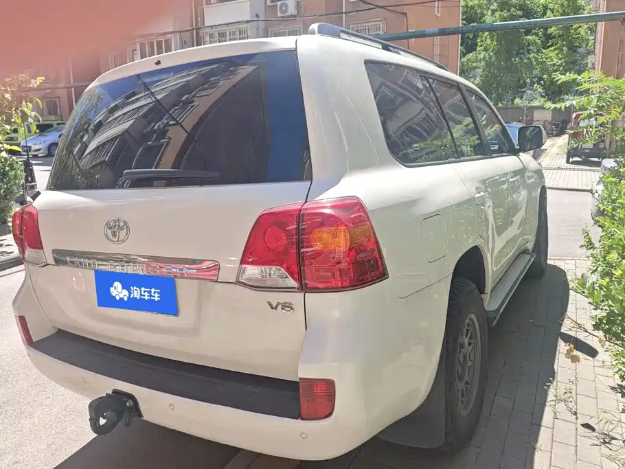 Toyota Land Cruiser — миниатюра 3