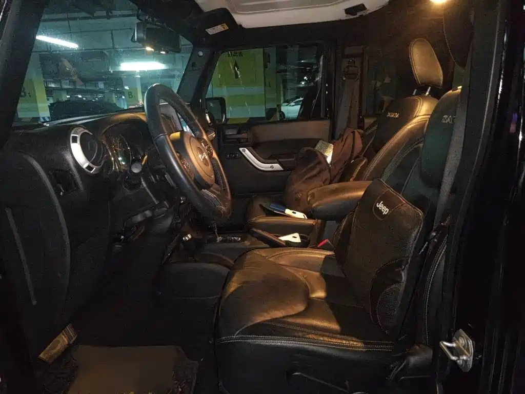 Jeep Wrangler — миниатюра 8