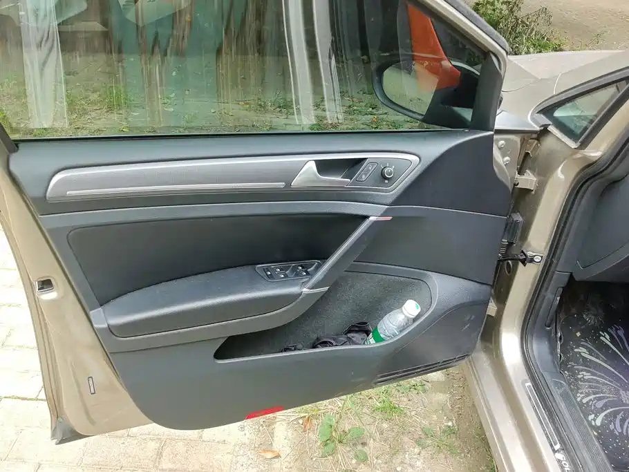 Volkswagen Golf — миниатюра 7
