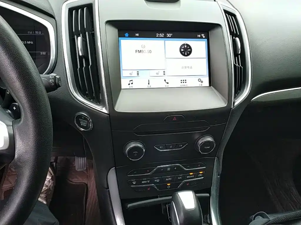 Ford Edge — миниатюра 13