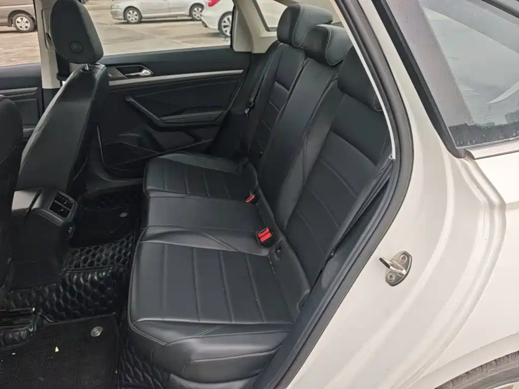 Volkswagen Lavida — миниатюра 17