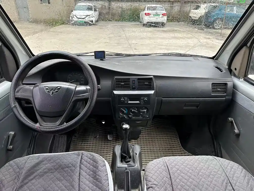 Wuling Rongguang 2011 1.2L