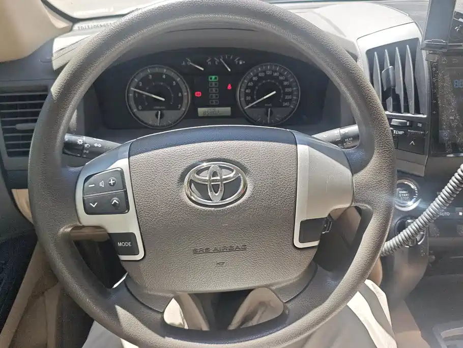 Toyota Land Cruiser — миниатюра 15