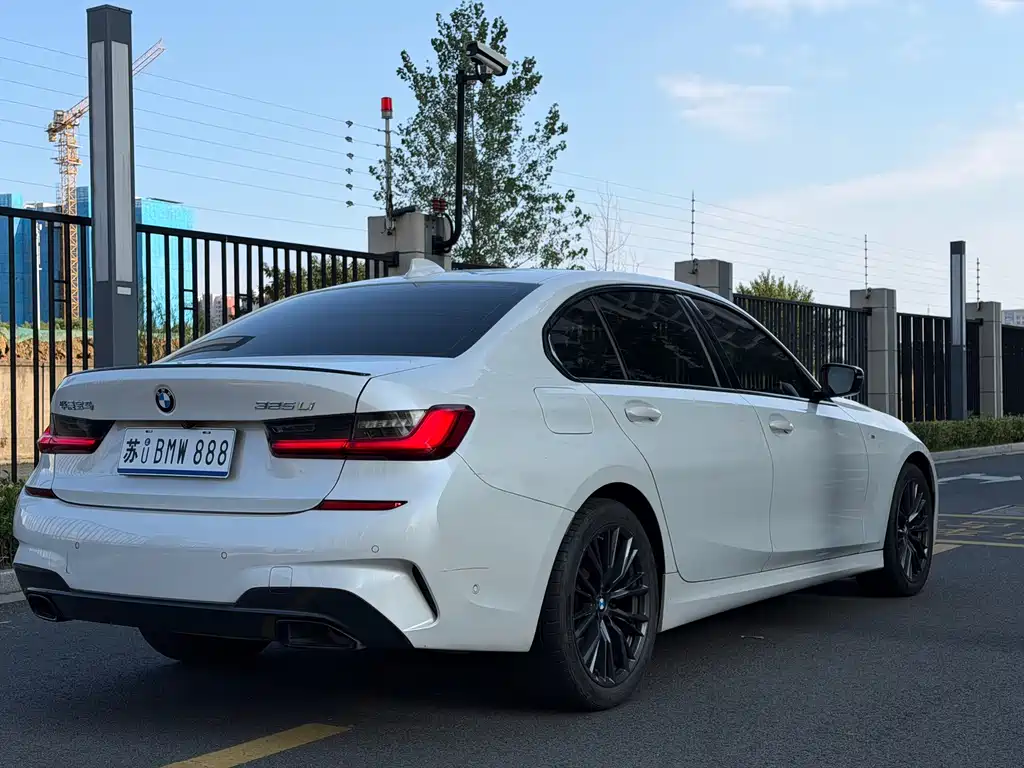 BMW 3 Series — миниатюра 7