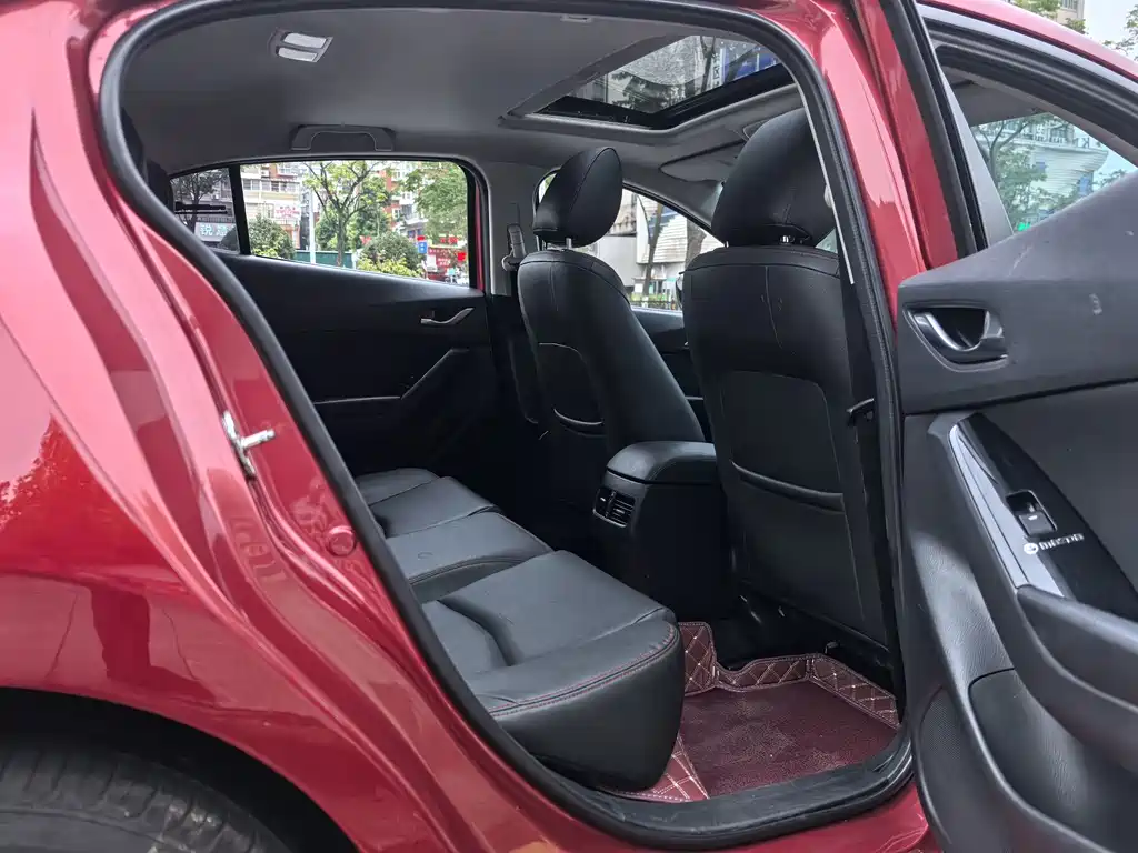 Mazda 3 Axela — миниатюра 7