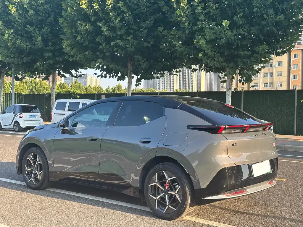Lynk & Co Z20 — миниатюра 7