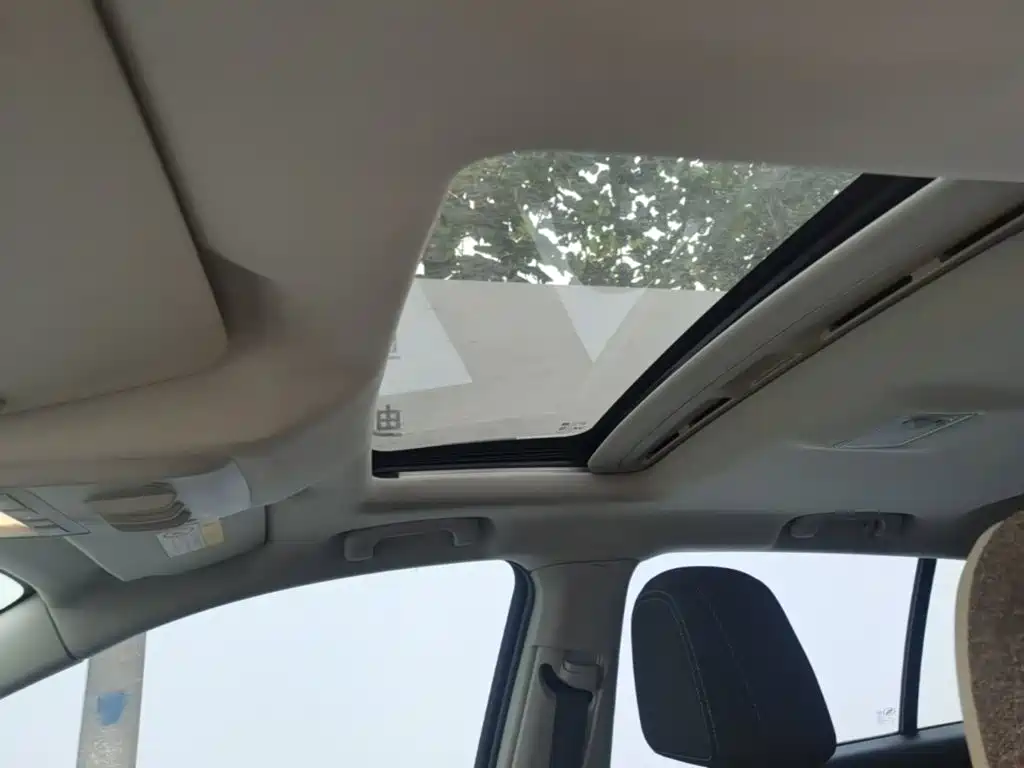 Chevrolet Trax — миниатюра 18