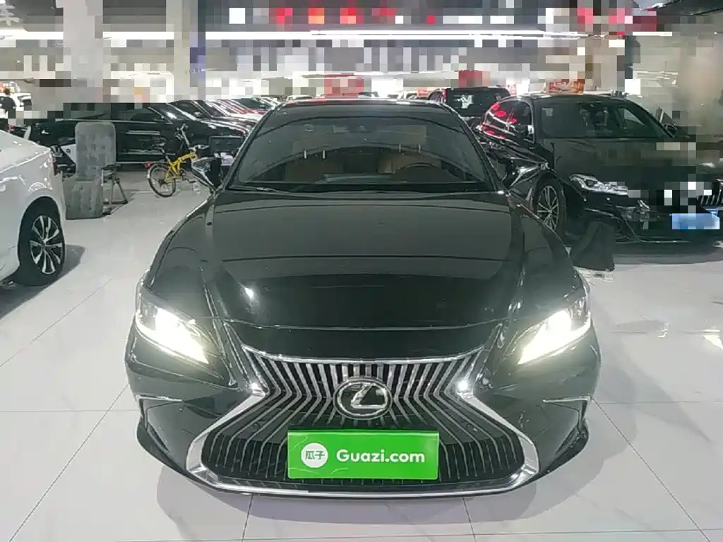 Lexus ES — миниатюра 3