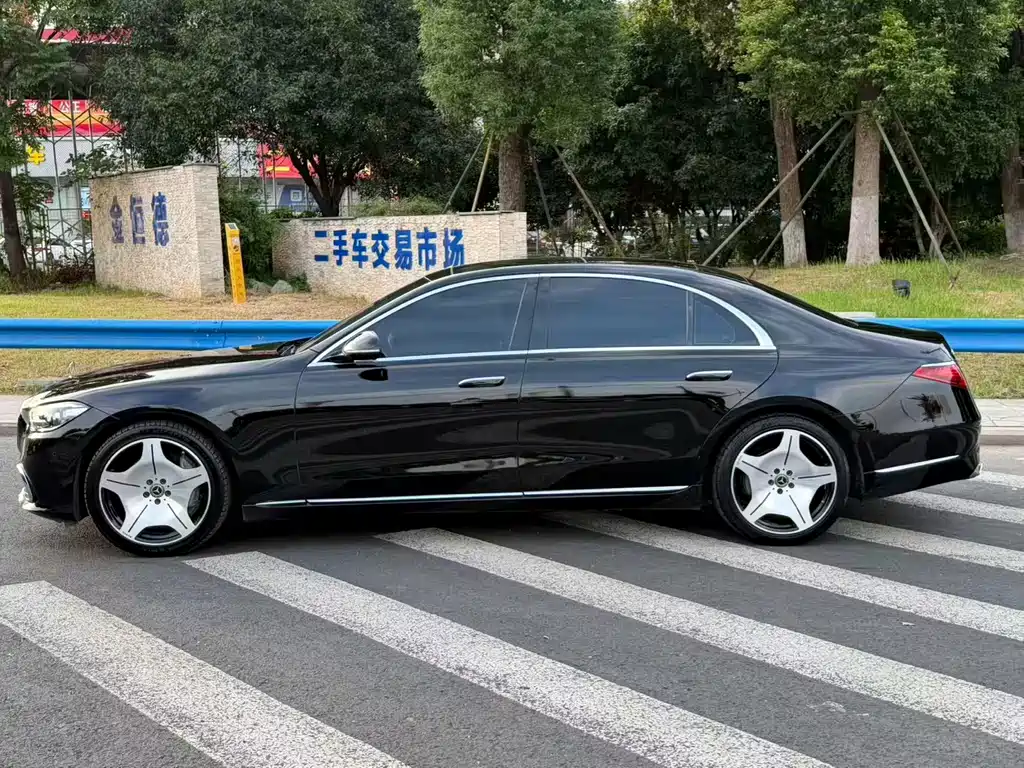 Mercedes-Benz S-Class — миниатюра 3