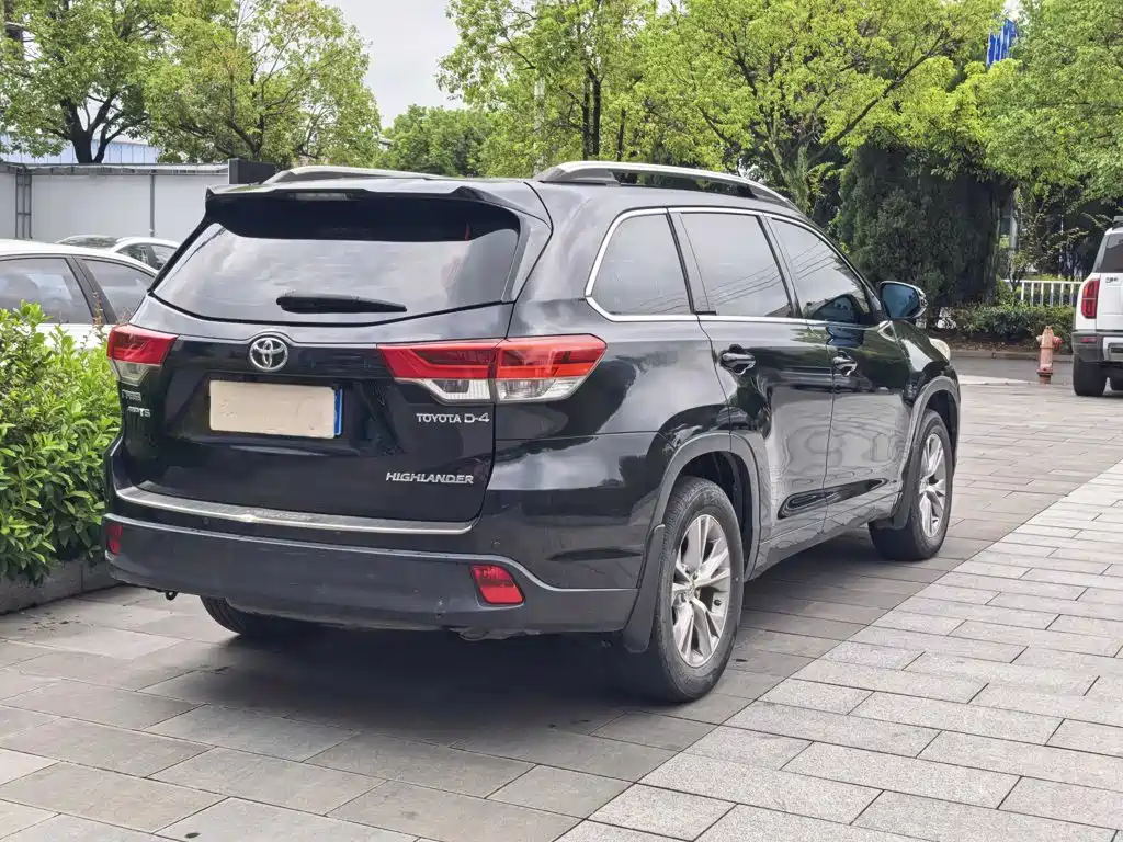 Toyota Highlander — миниатюра 8