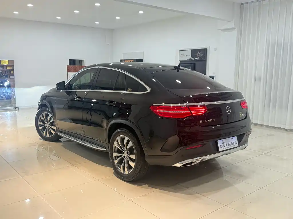 Mercedes-Benz GLE Coupe — миниатюра 10