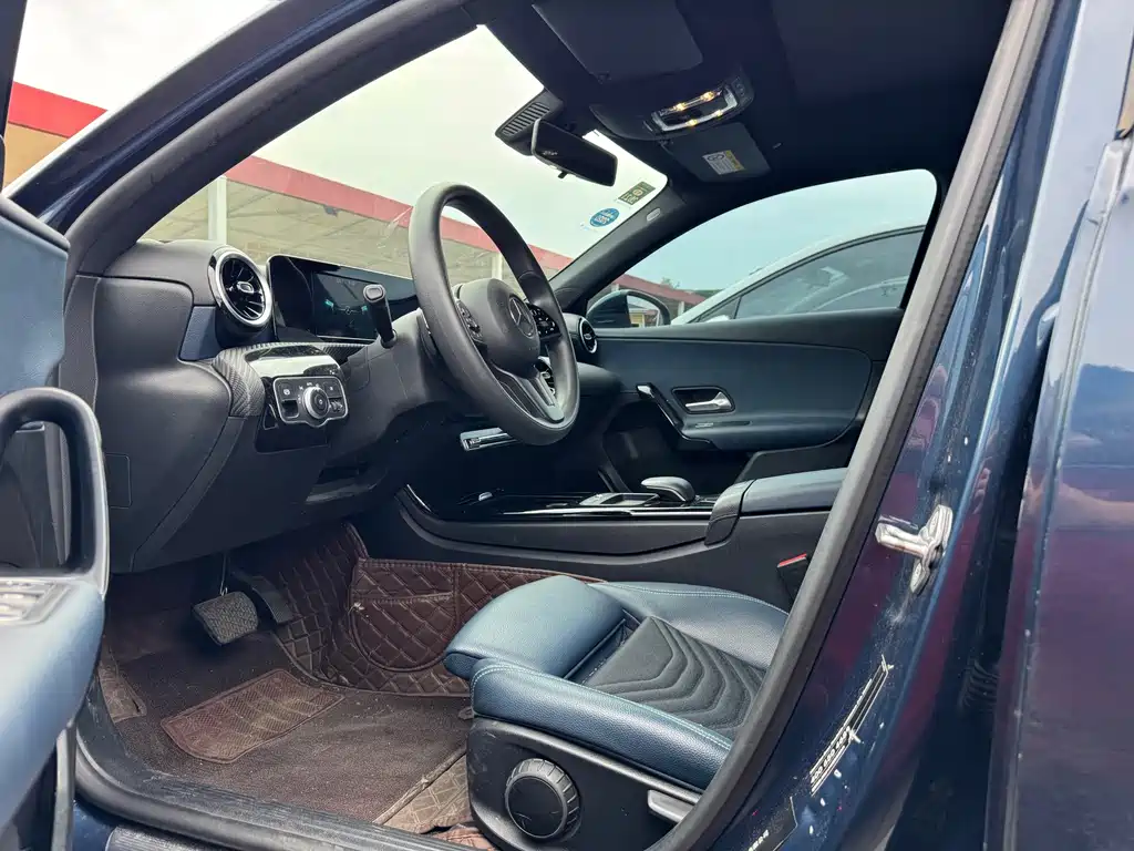Mercedes-Benz A-Class — миниатюра 3