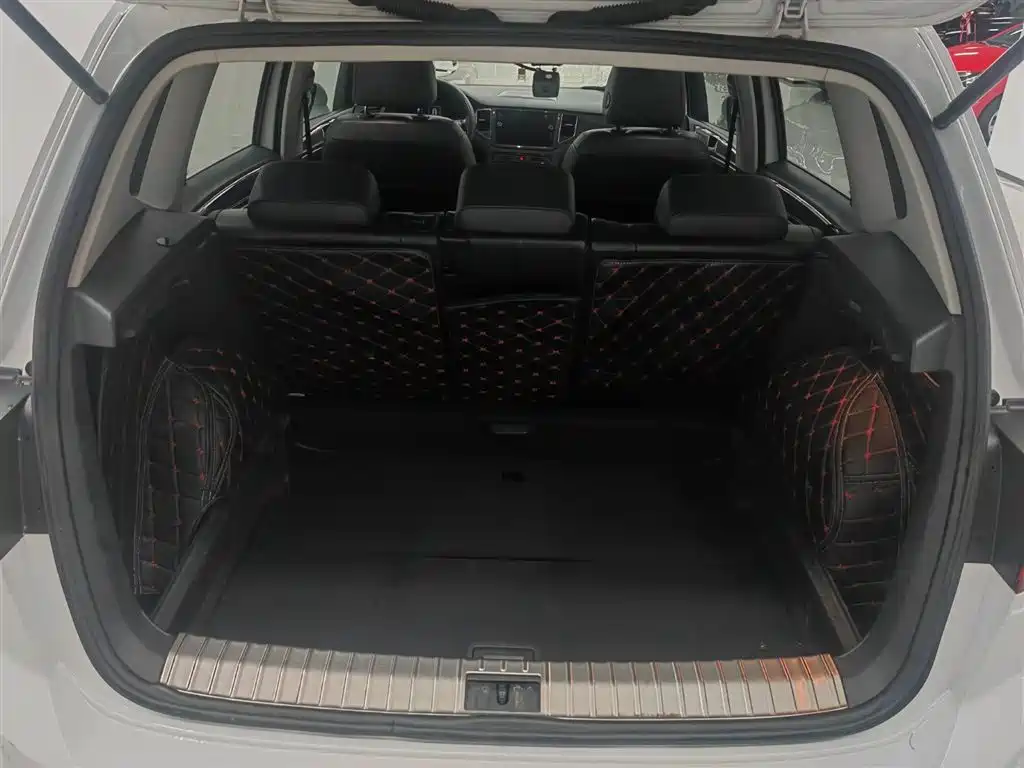 Volkswagen Golf Sportsvan — миниатюра 9