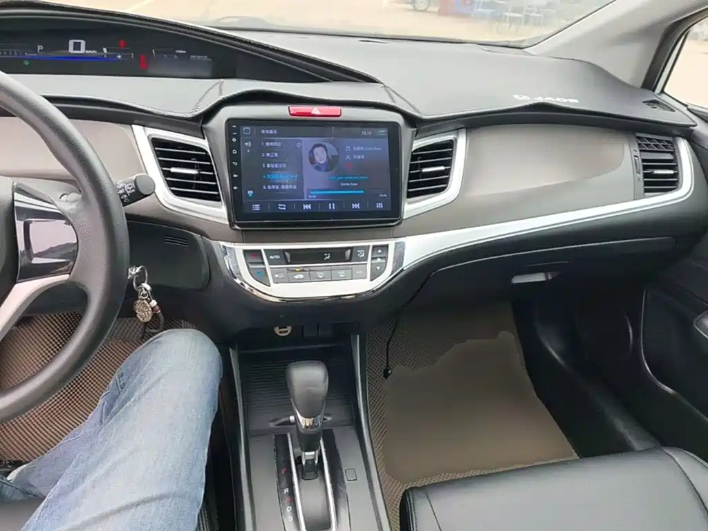 Honda Jade — миниатюра 10