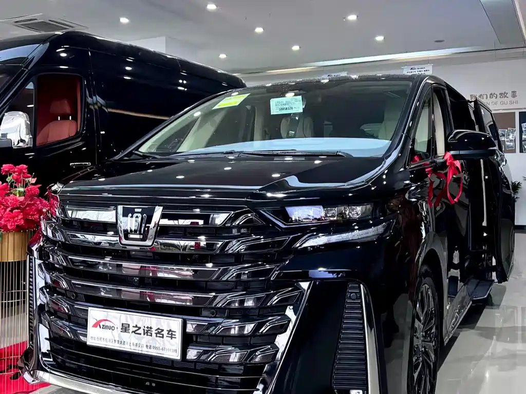 Toyota Vellfire 0