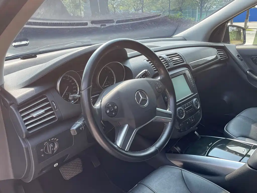 Mercedes-Benz R-Class — миниатюра 14