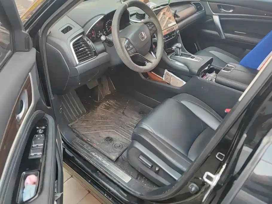 Honda Avancier — миниатюра 9
