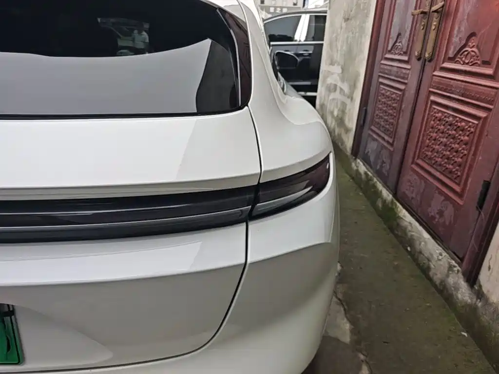 NIO ET5T — миниатюра 8