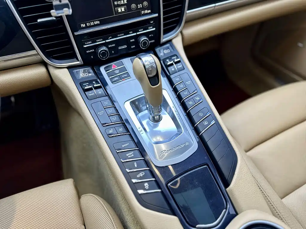 Porsche Panamera — миниатюра 10