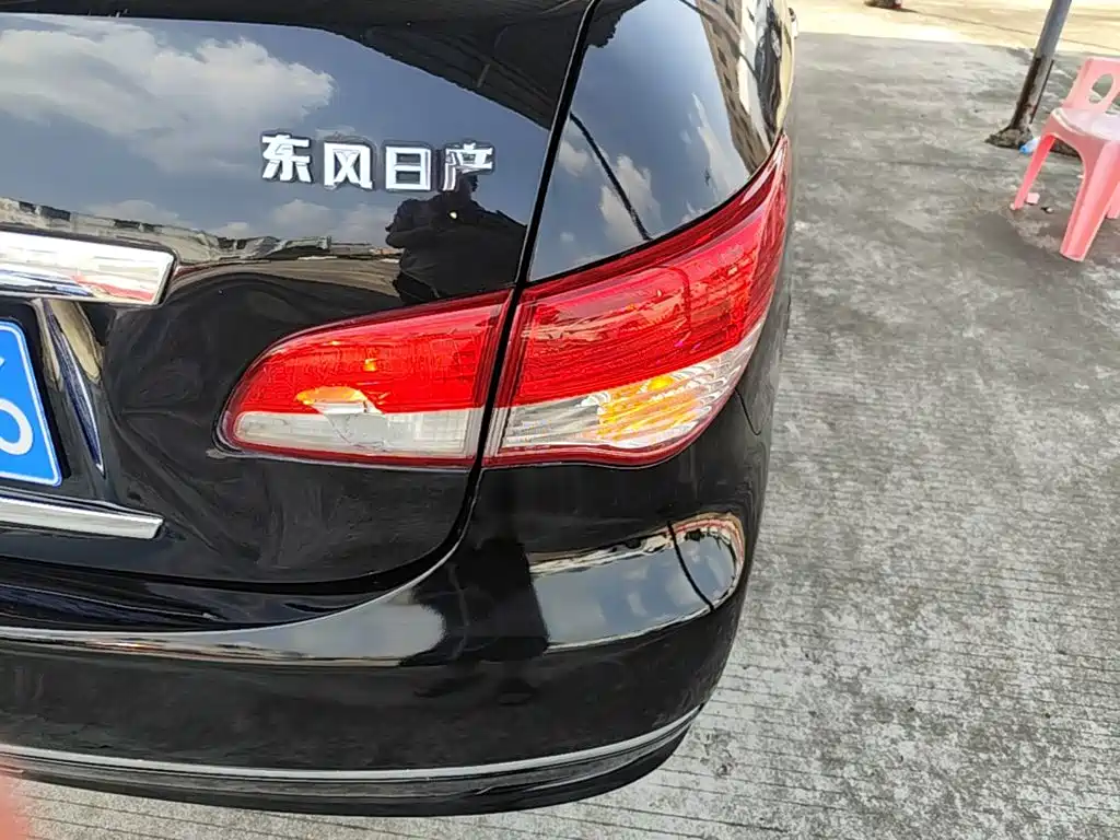 Nissan Sylphy — миниатюра 8
