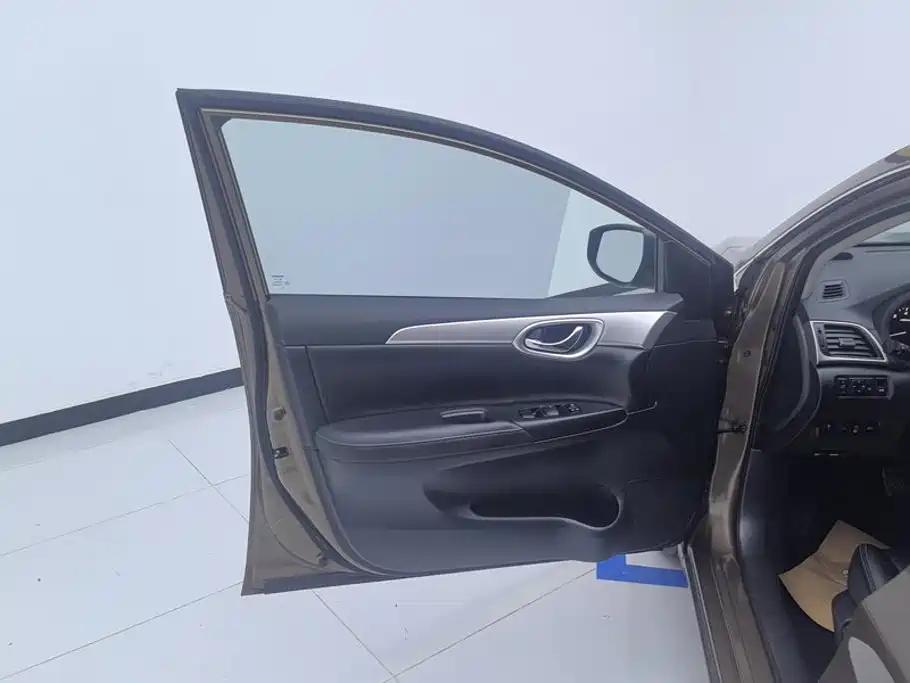 Nissan Sylphy — миниатюра 7