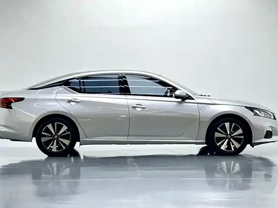 Nissan Teana — миниатюра 9