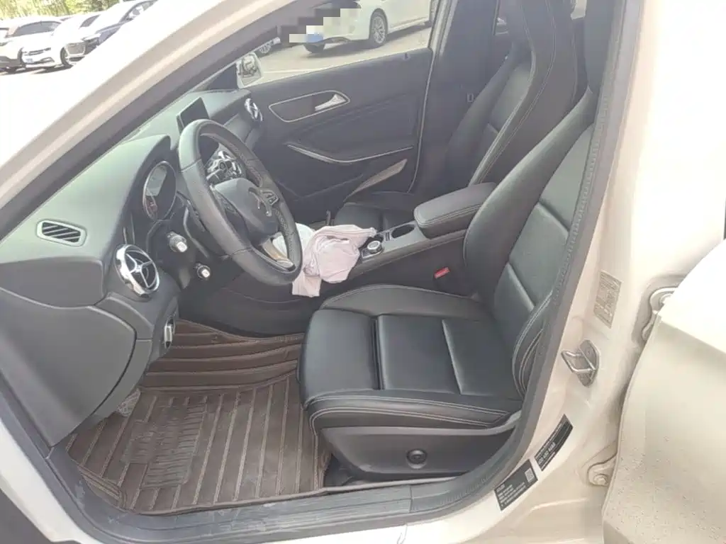 Mercedes-Benz GLA — миниатюра 20