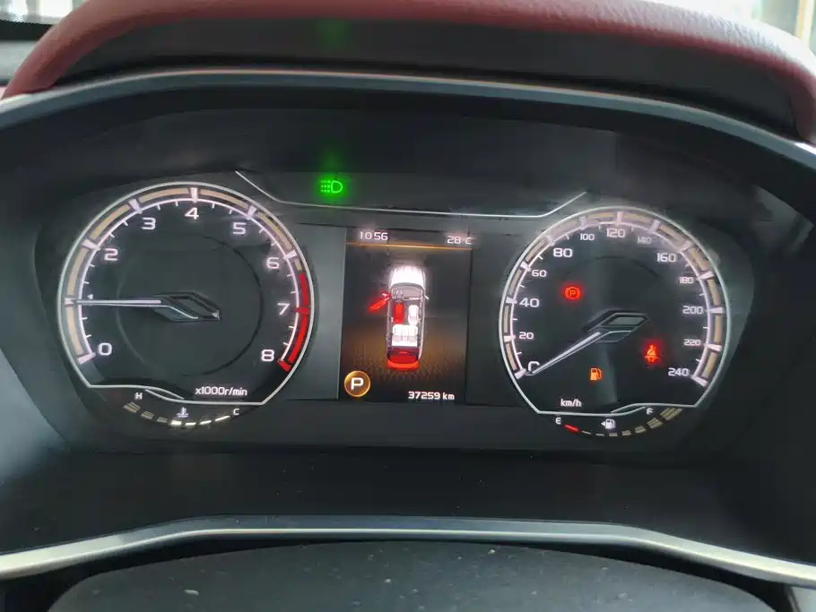 Geely Binyue — миниатюра 14