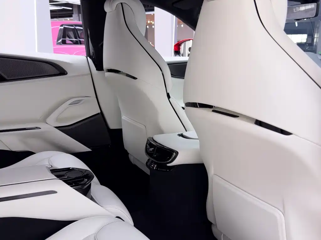 Ferrari Purosangue — миниатюра 35