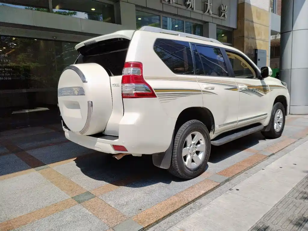 Toyota Land Cruiser Prado