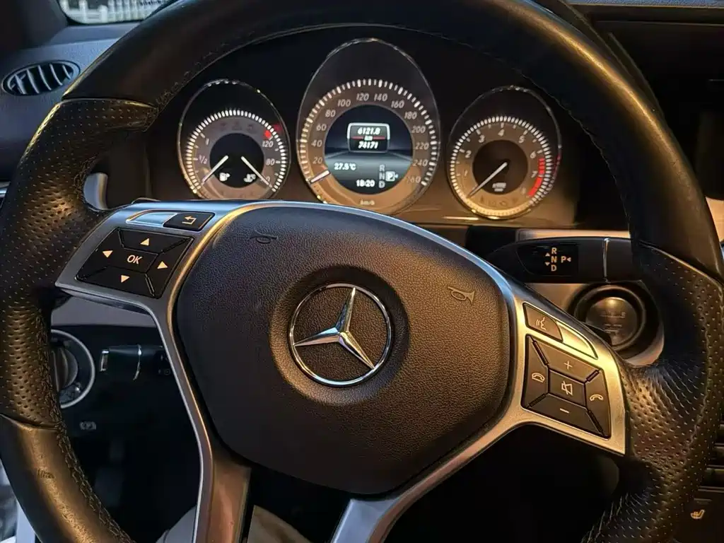Mercedes-Benz GLK-Class — миниатюра 8
