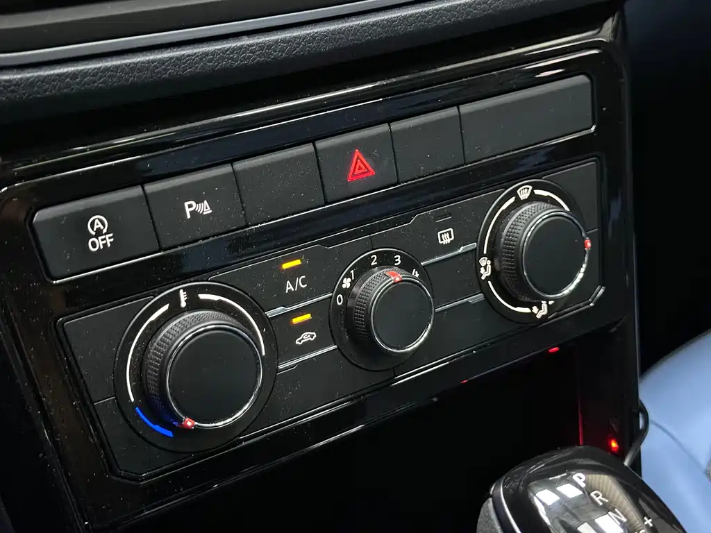 Volkswagen Tharu — миниатюра 15