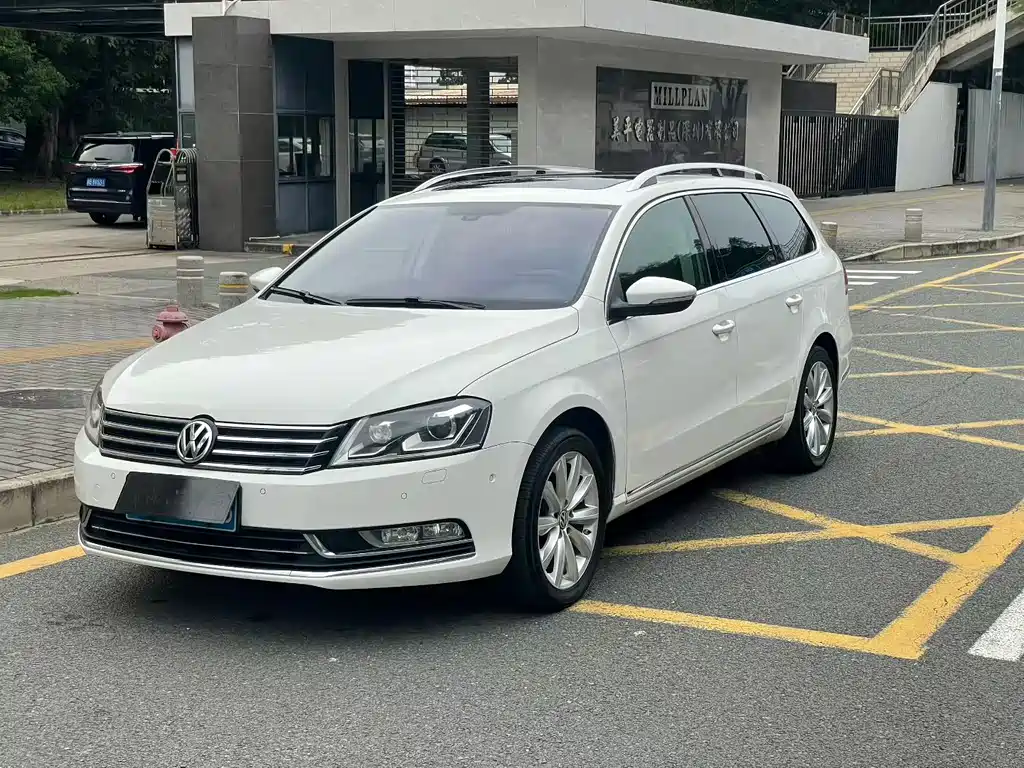 Купить Volkswagen Magotan (Import)
